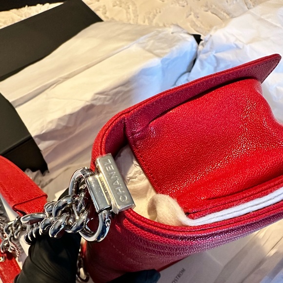 💯 Authentic Chanel Caviar quilted boy medium flap - Picture 9 of 12